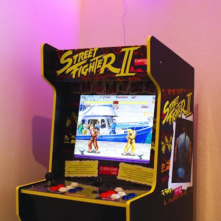 Ideal Pour Professionnels & Familles - Travail & Loisirs - Borne Arcade - Billard - Jeux Video - Wifi Fibre - Netflix & - Experience Unique - Jeu Bonus Offert ! * Saint-Etienne (Loire)